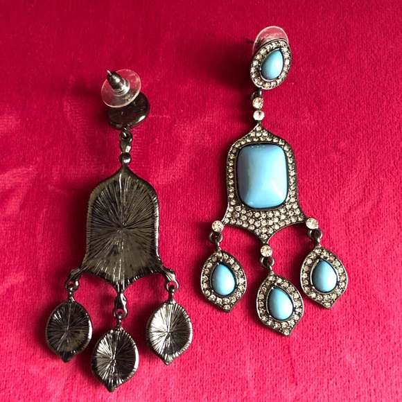 💕Host Pick - Charming Charlie Turquoise Chandelier Earrings - Picture 3 of 4